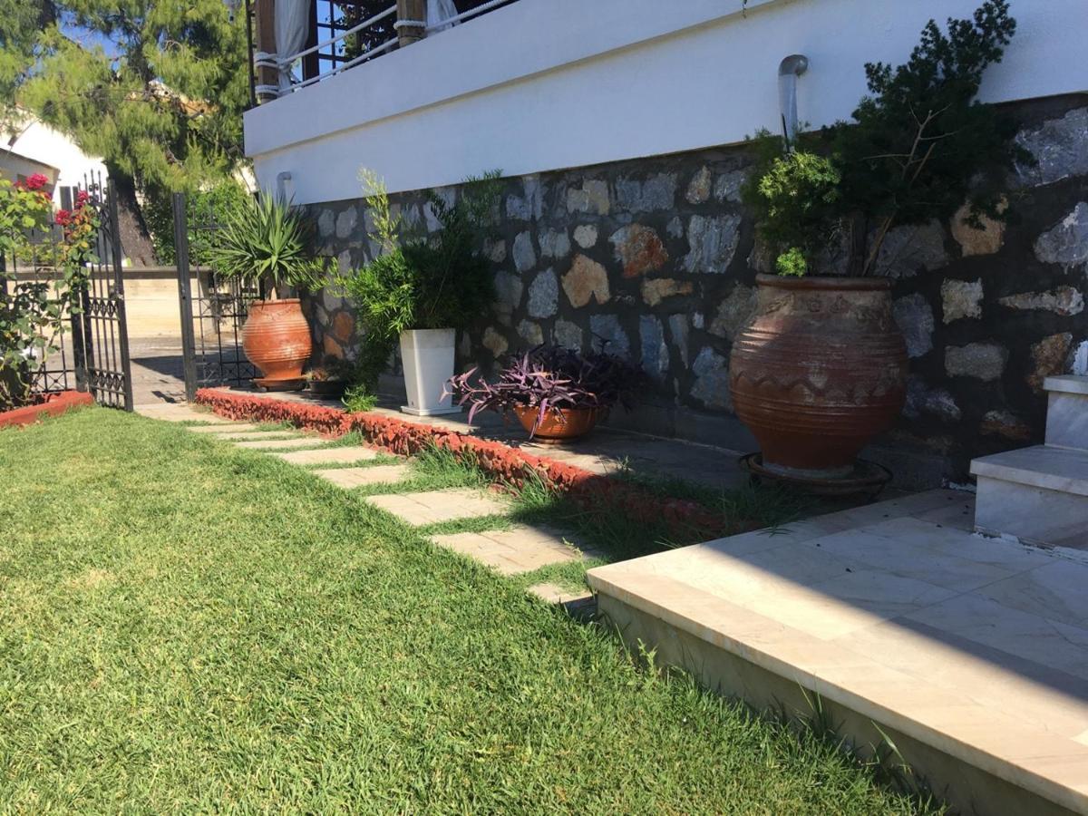 Beautiful Beach House Геракини Екстериор снимка