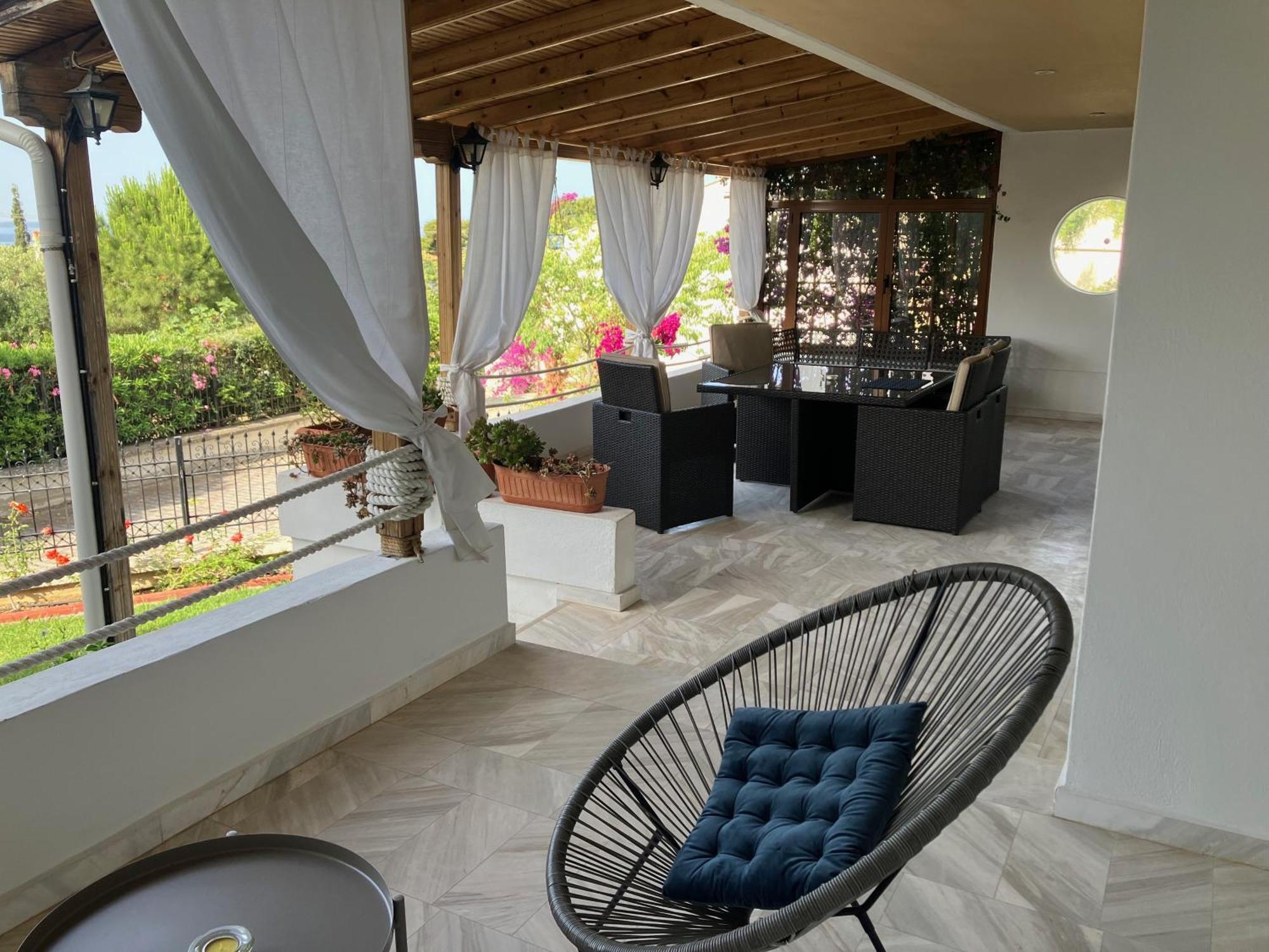 Beautiful Beach House Геракини Екстериор снимка